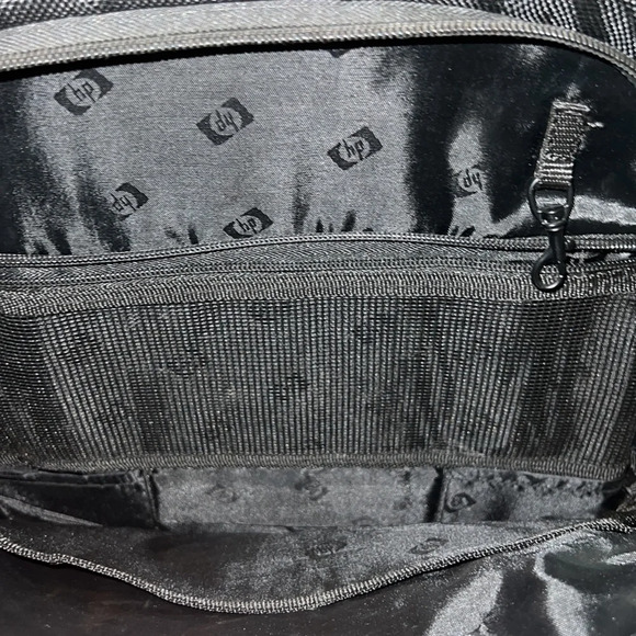 WILL NOT TAKE LESS HP Deluxe Nylon Notebook Backpack - Picture 8 of 11